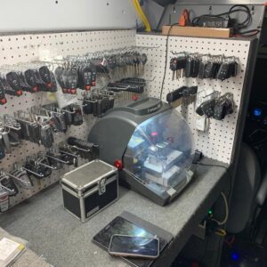 Auto Locksmith – Smart Key Replacement